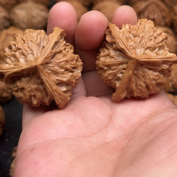 吊坠文玩核桃你们都在