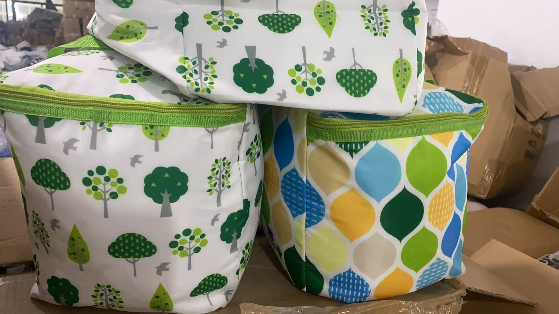 微瑕多功能多色收纳保温便当包包手提包发3个