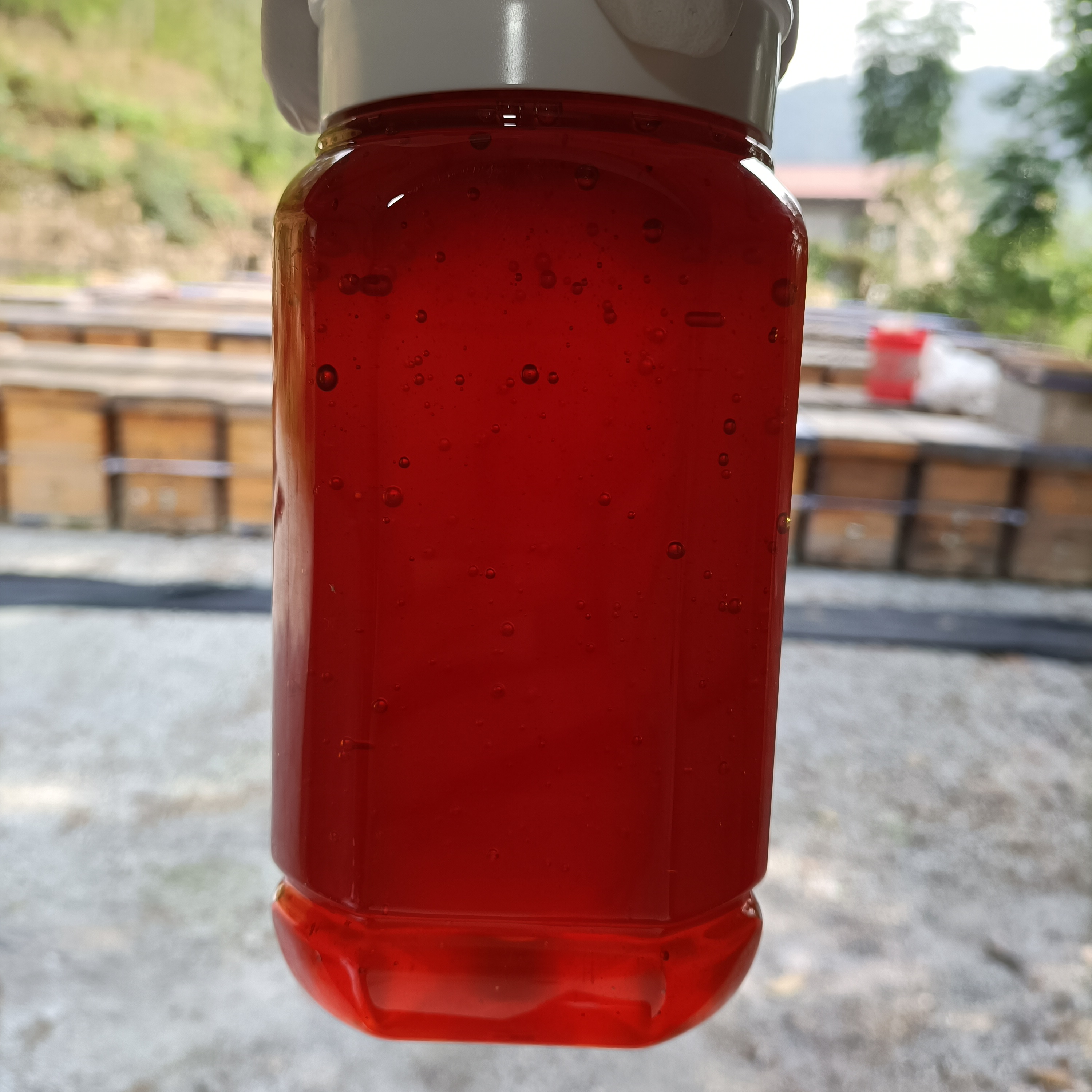 百花蜜蜂蜜正宗天然农家自产高品质成熟原蜜现场取蜜