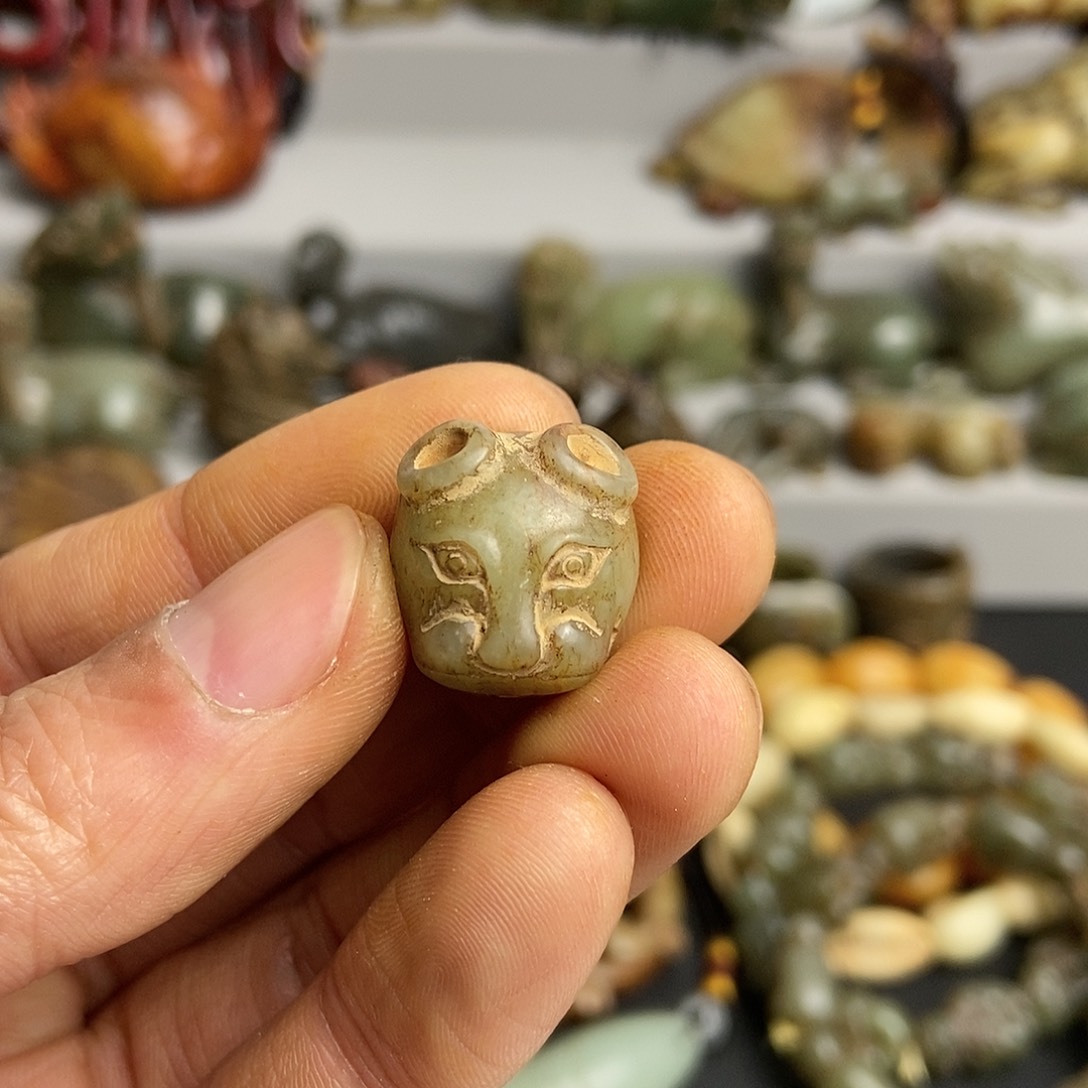 和田玉（糖玉）配饰未镶嵌