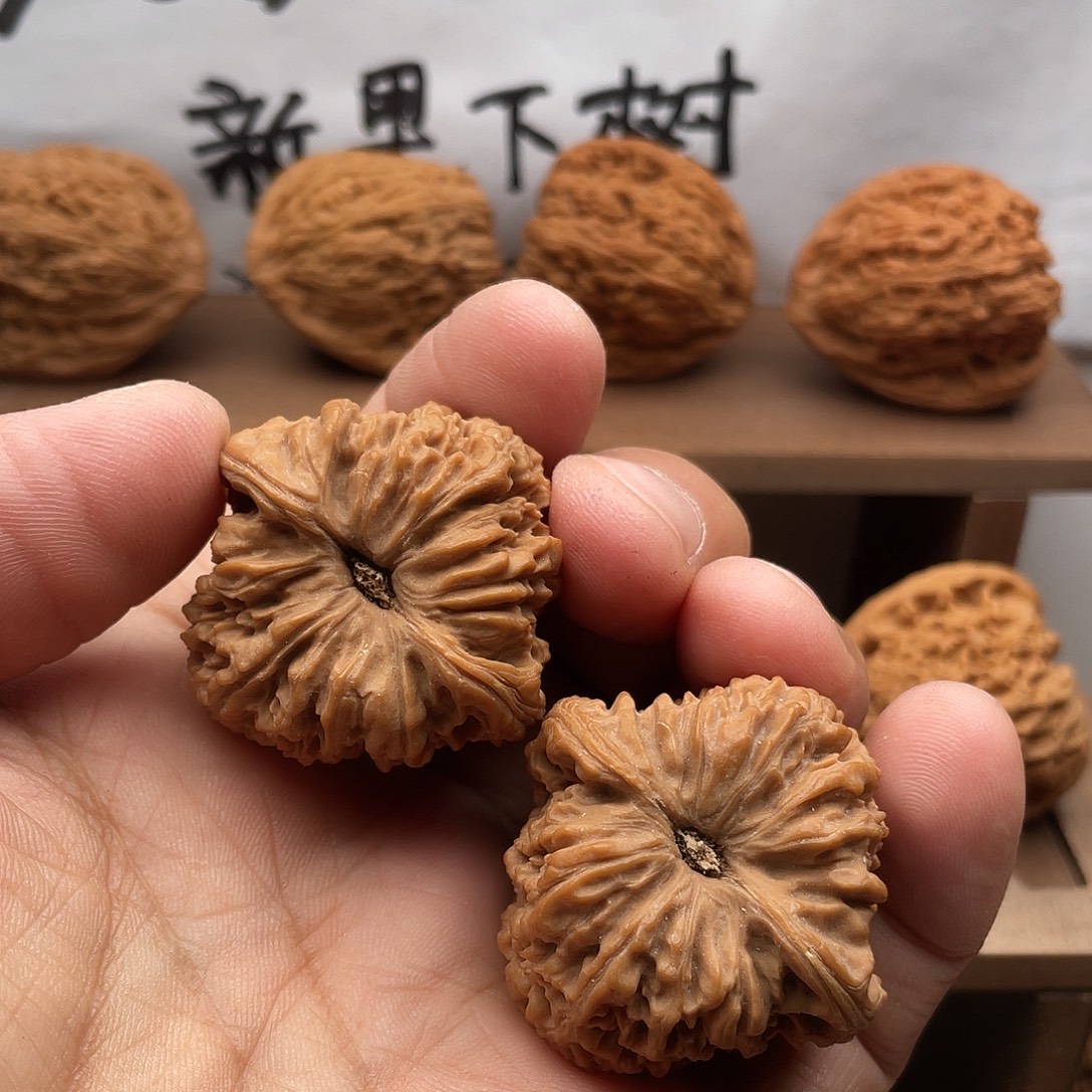 是***流吊坠桃核南疆石球39/39/38全品无修无黄无嗑碰无虫眼