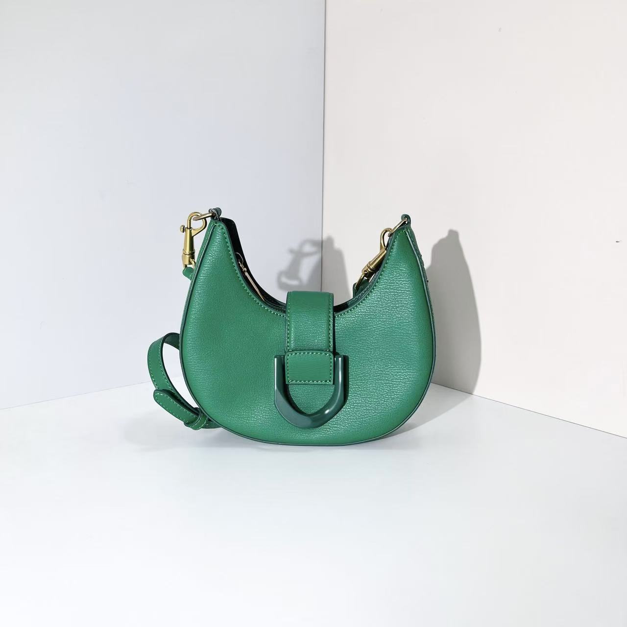 40781871绿色S时尚女包