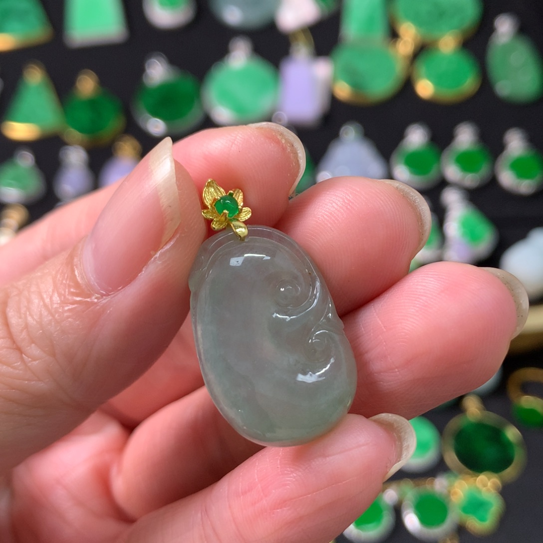 翡翠未镶嵌吊坠(不含链)有纹裂