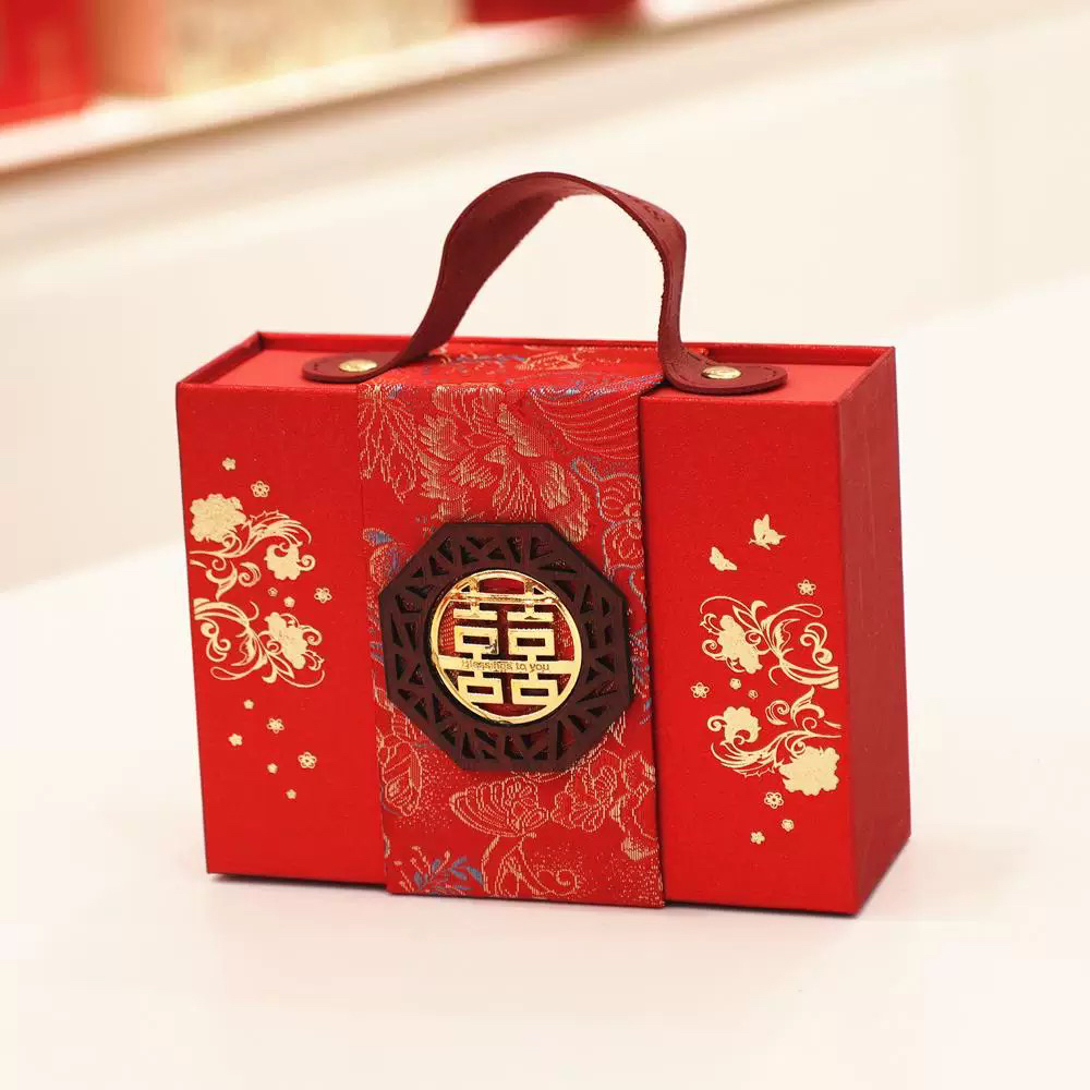 2026新款喜糖盒红色中国风腰封双开门雕刻喜字结婚成品空盒伴手礼