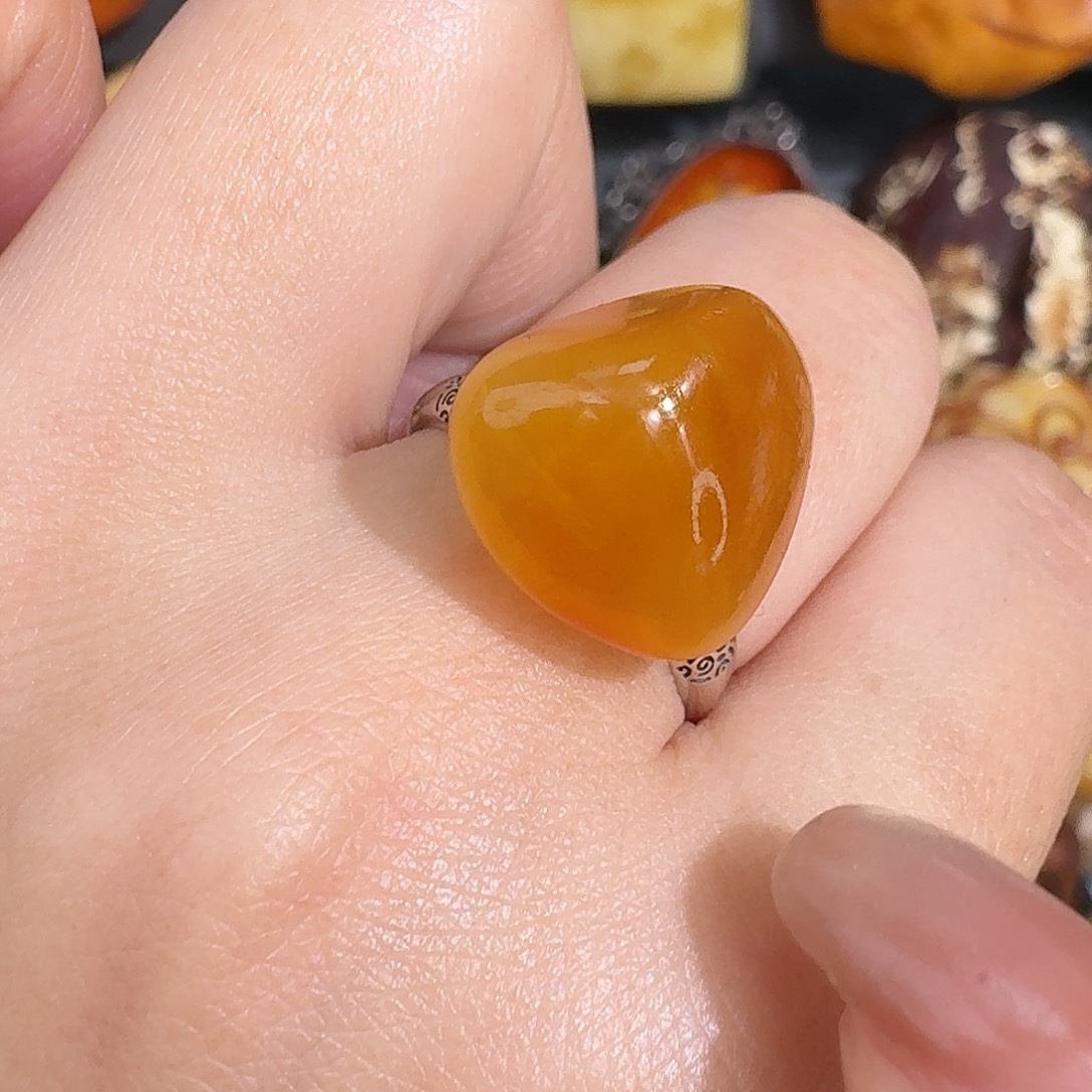 琥珀未镶嵌裸石我想