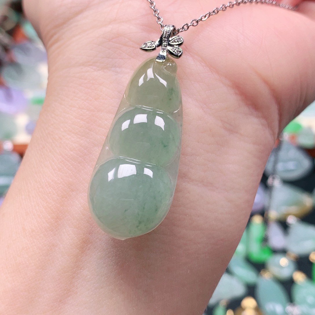 吊坠(不含链)18K金镶嵌翡翠