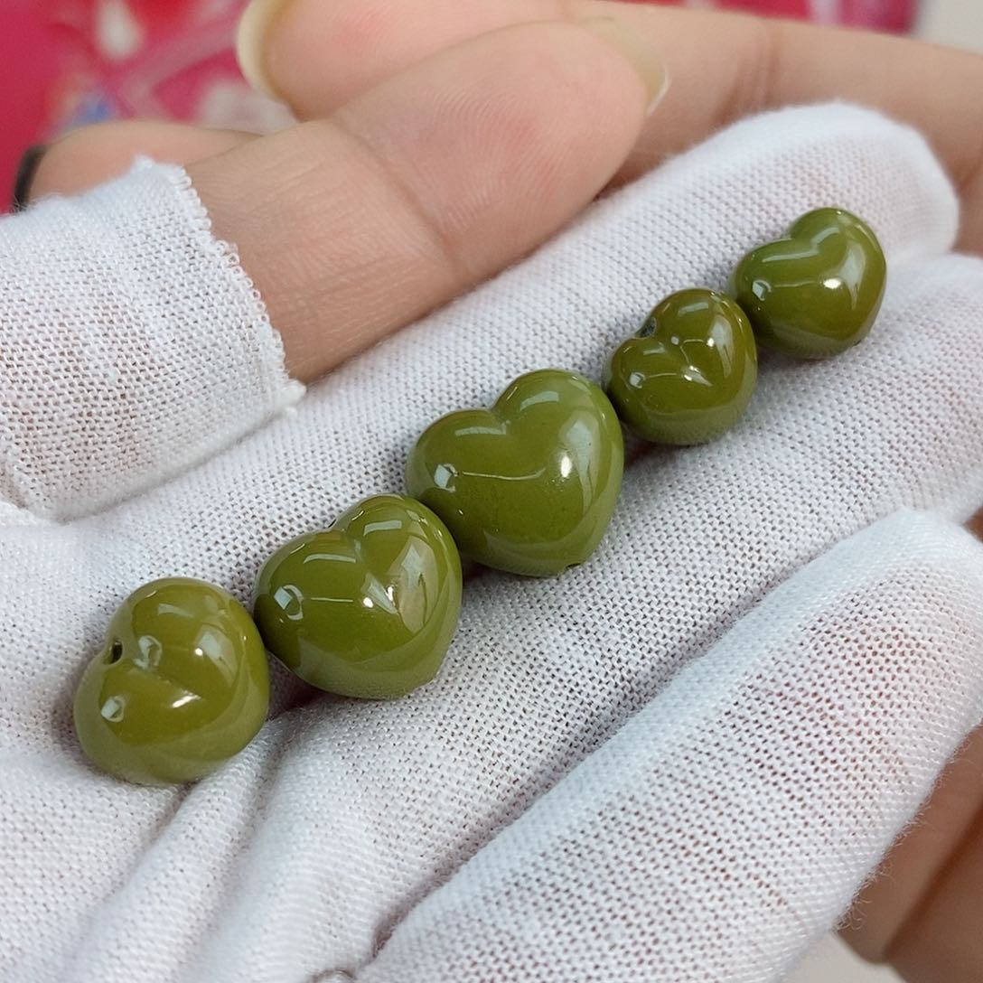 绿松石珠宝奇石未镶嵌等**婆