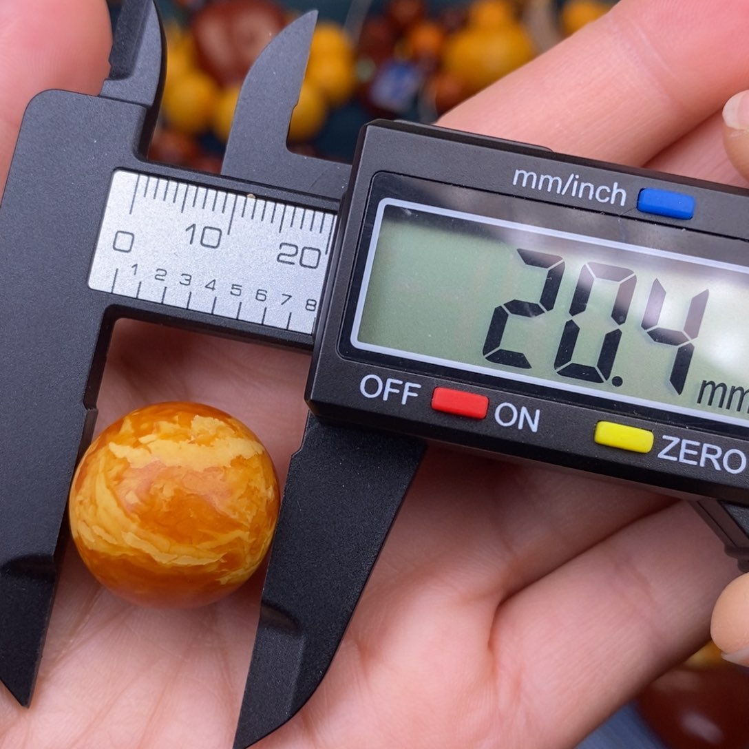 蜜蜡裸石未镶嵌蜜蜡