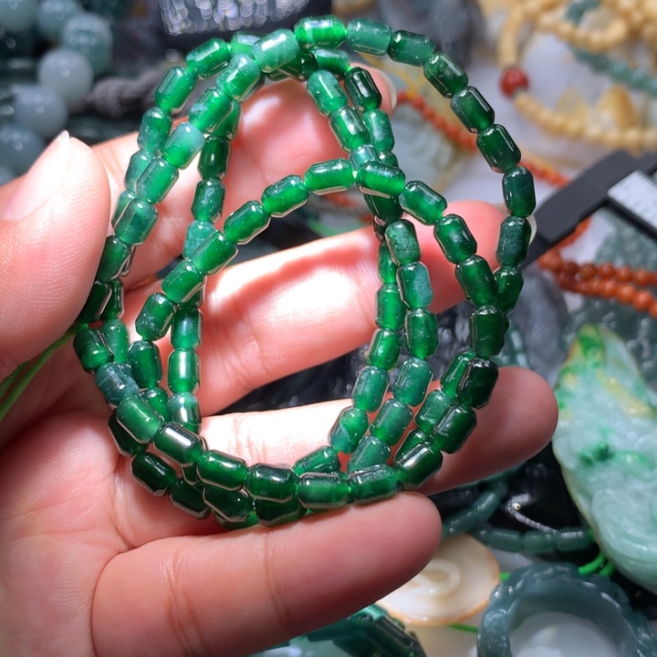 翡翠颈饰未镶嵌保真天然A货翡翠