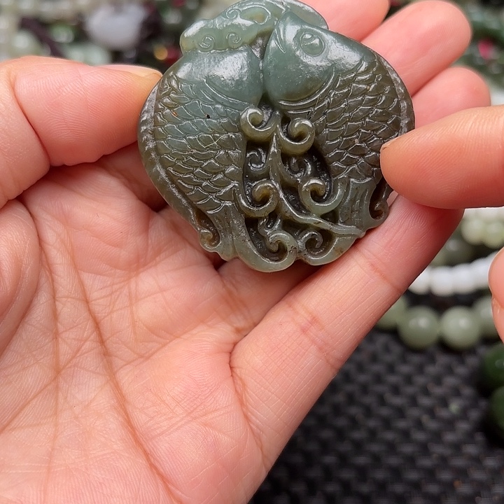 颈饰未镶嵌和田玉