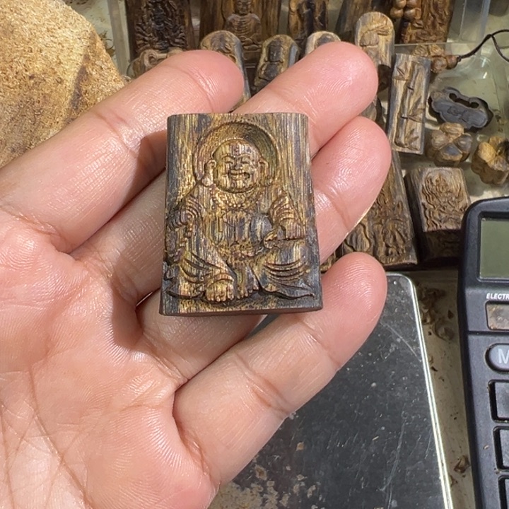 沉香吊坠白棋楠沉香雕刻牌吊坠7.3克