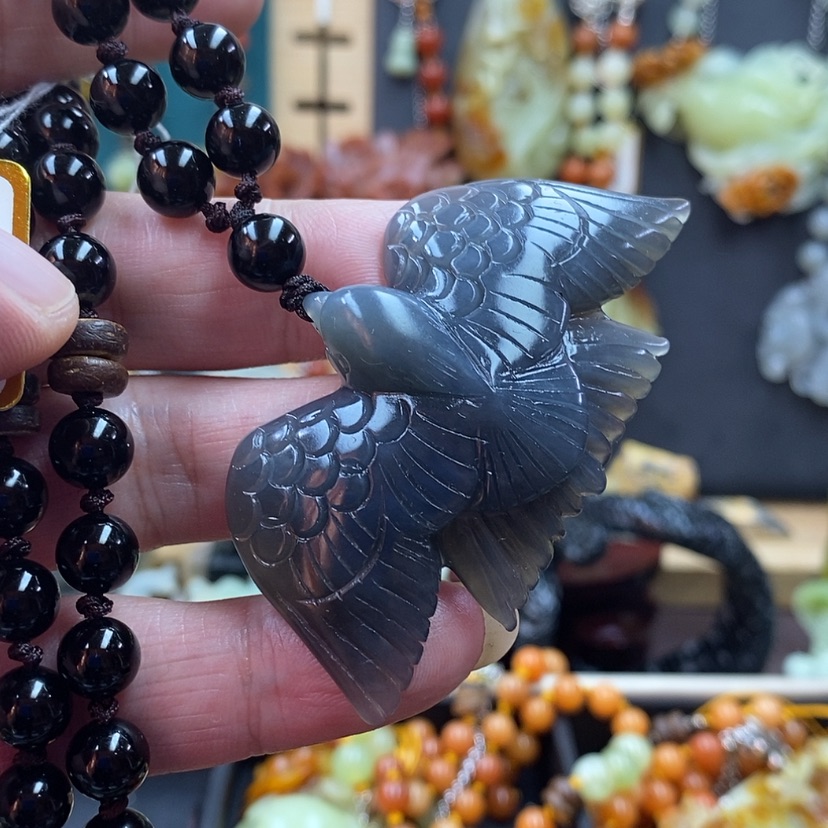 【闪购商品】蛇纹石玉吊坠未镶嵌