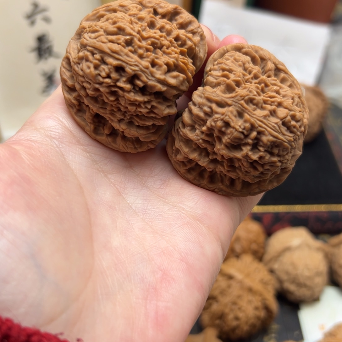 新***修文玩核桃把件47南疆石