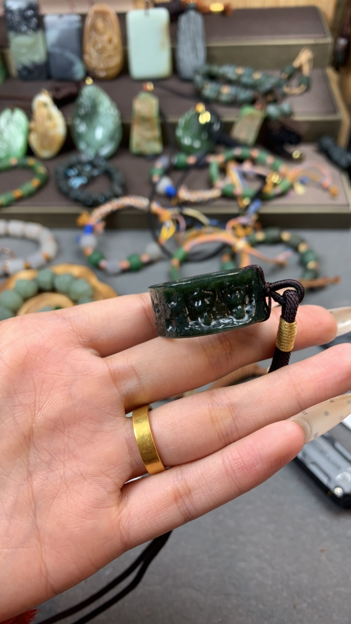 更高家和田玉精美