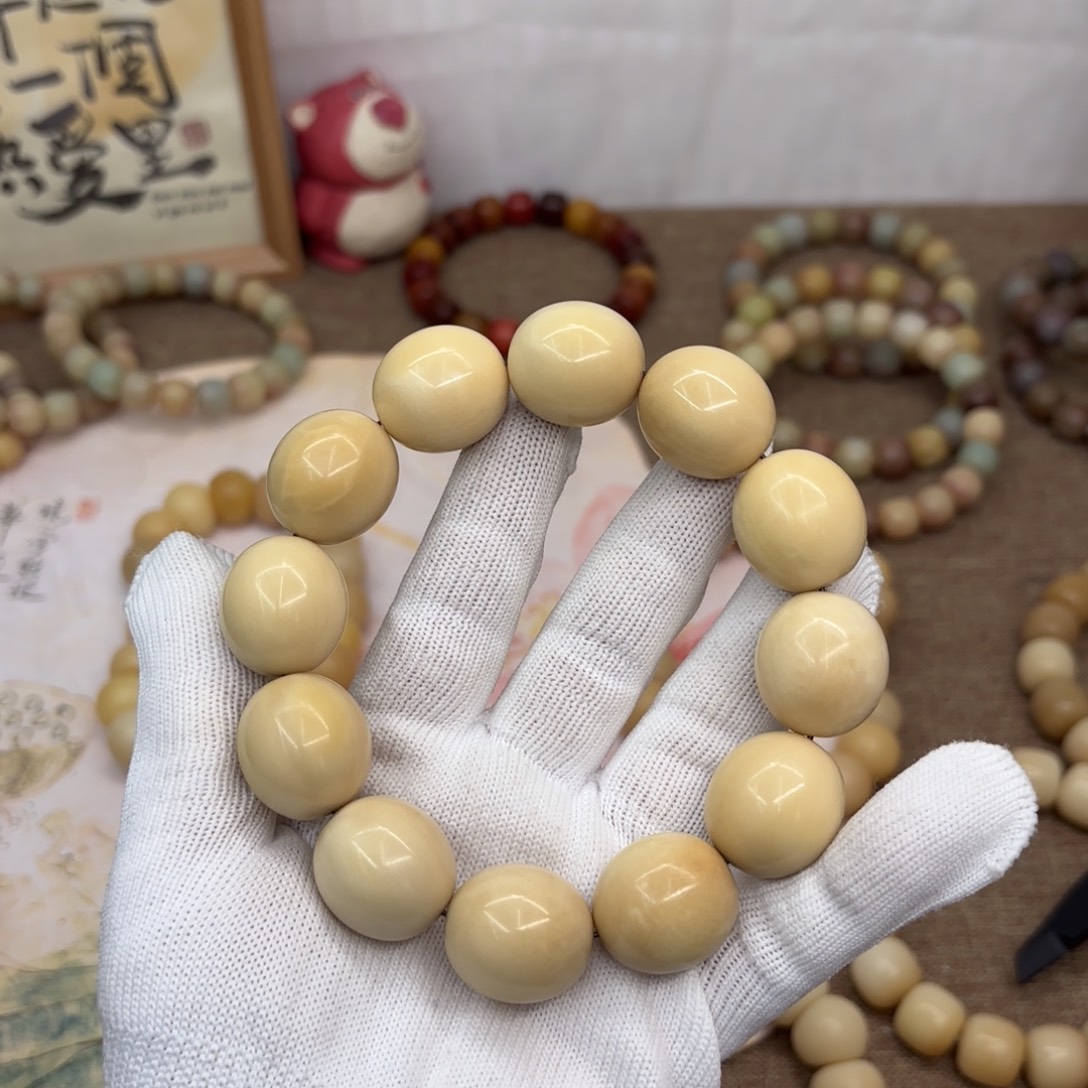 吊坠菩提根/象牙果22干磨瑕疵牙果鹅蛋073