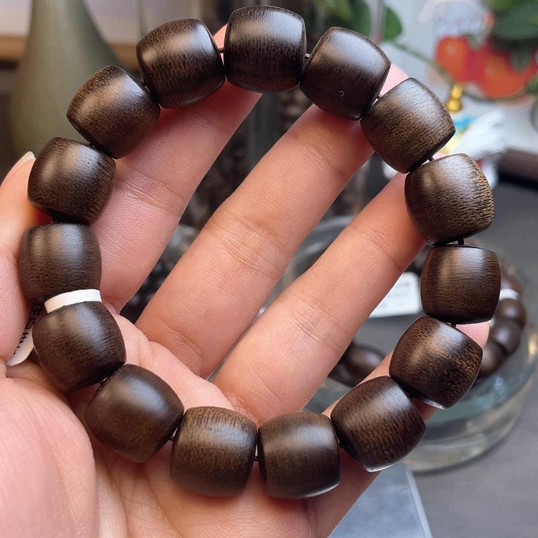 沉香手串天*富森雷击留疤1.4