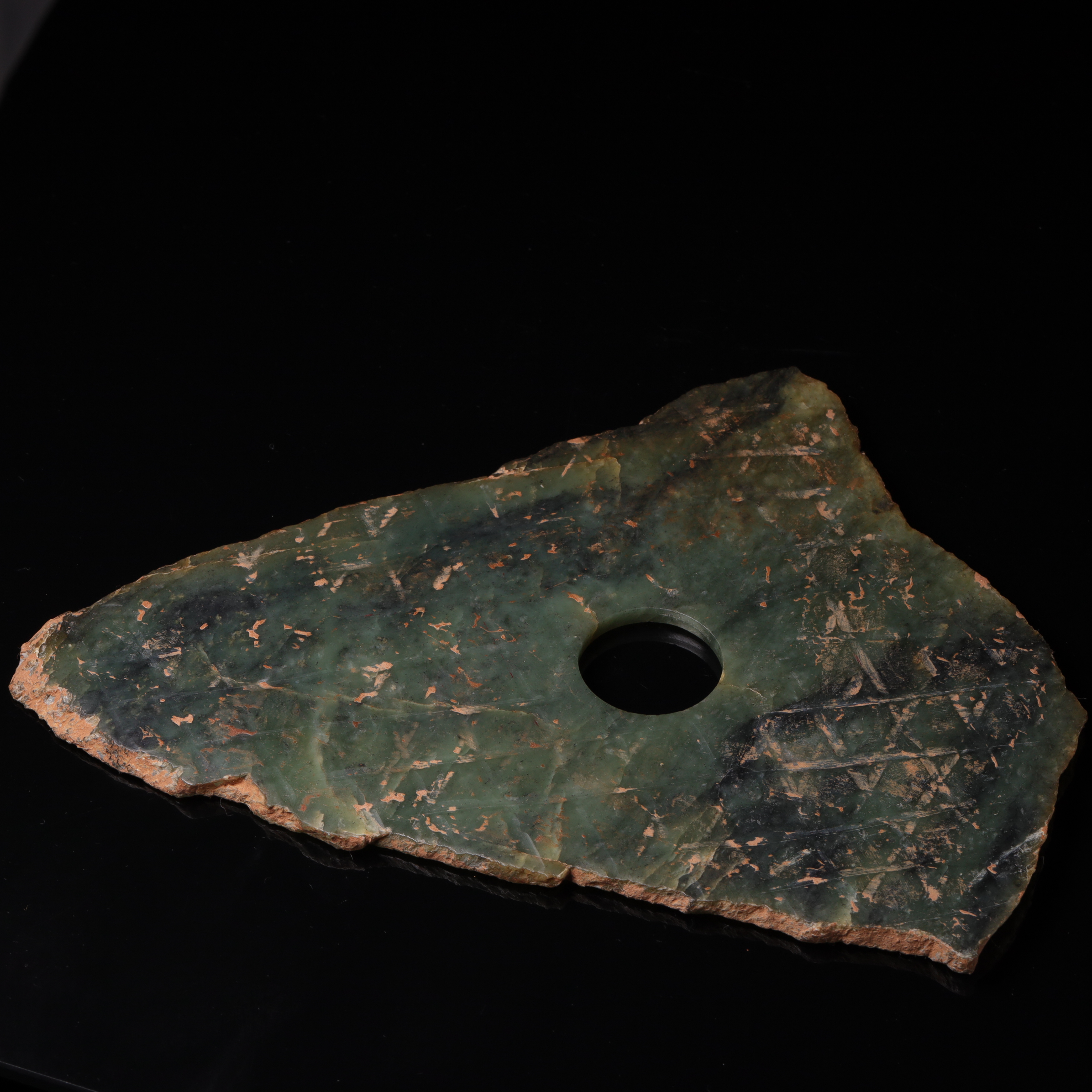 明代和田玉蒲纹玉片（残）