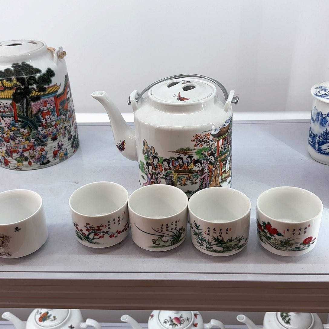 壶陶瓷12金彩三斤➕梅兰竹菊杯子
