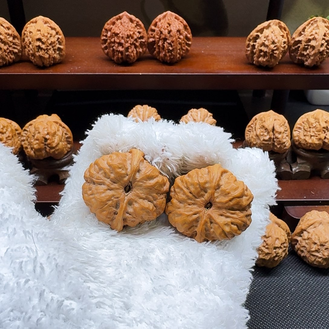 罐***才核桃手串/手链奶油蜡皮蛤蟆头