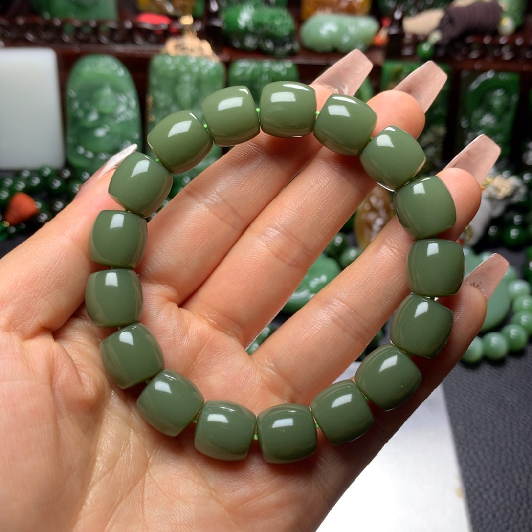 和田玉未镶嵌手串