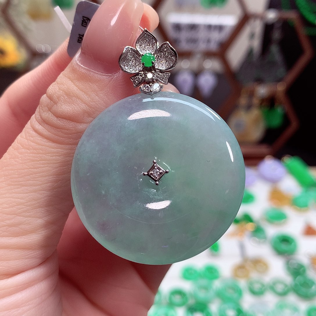 翡翠项链18K金镶嵌天然翡翠