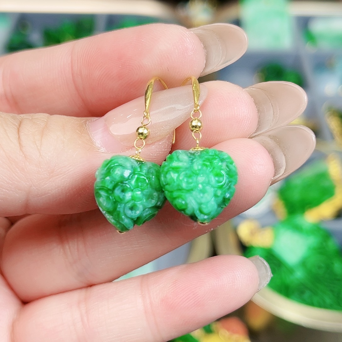 翡翠颈饰18K金镶嵌耳饰