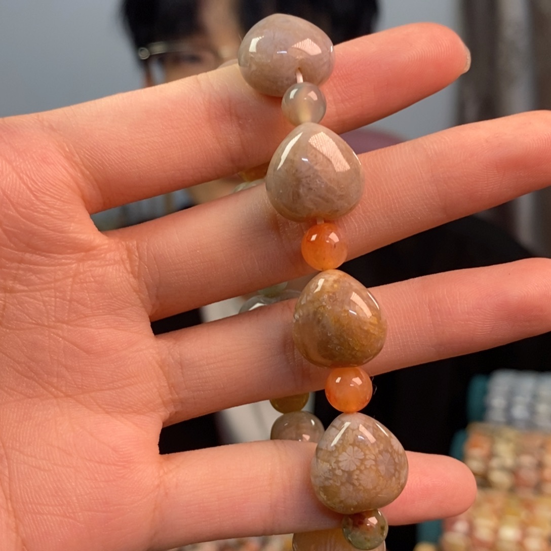 硅化玉未镶嵌手链