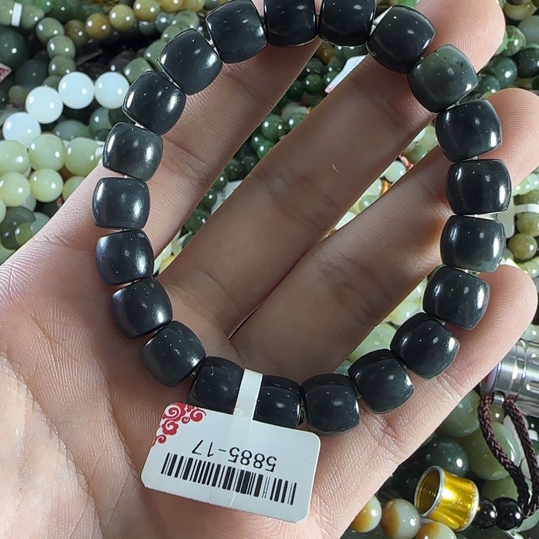 和田玉手链未镶嵌258