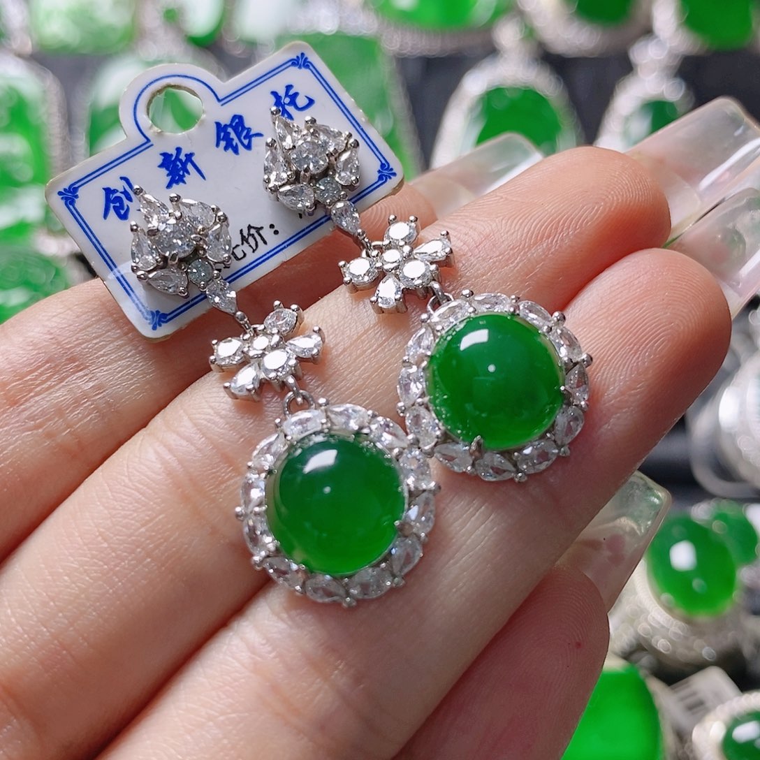 翡翠银S925镶嵌颈饰           