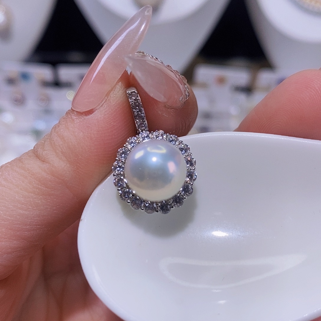 淡水珍珠颈饰合金