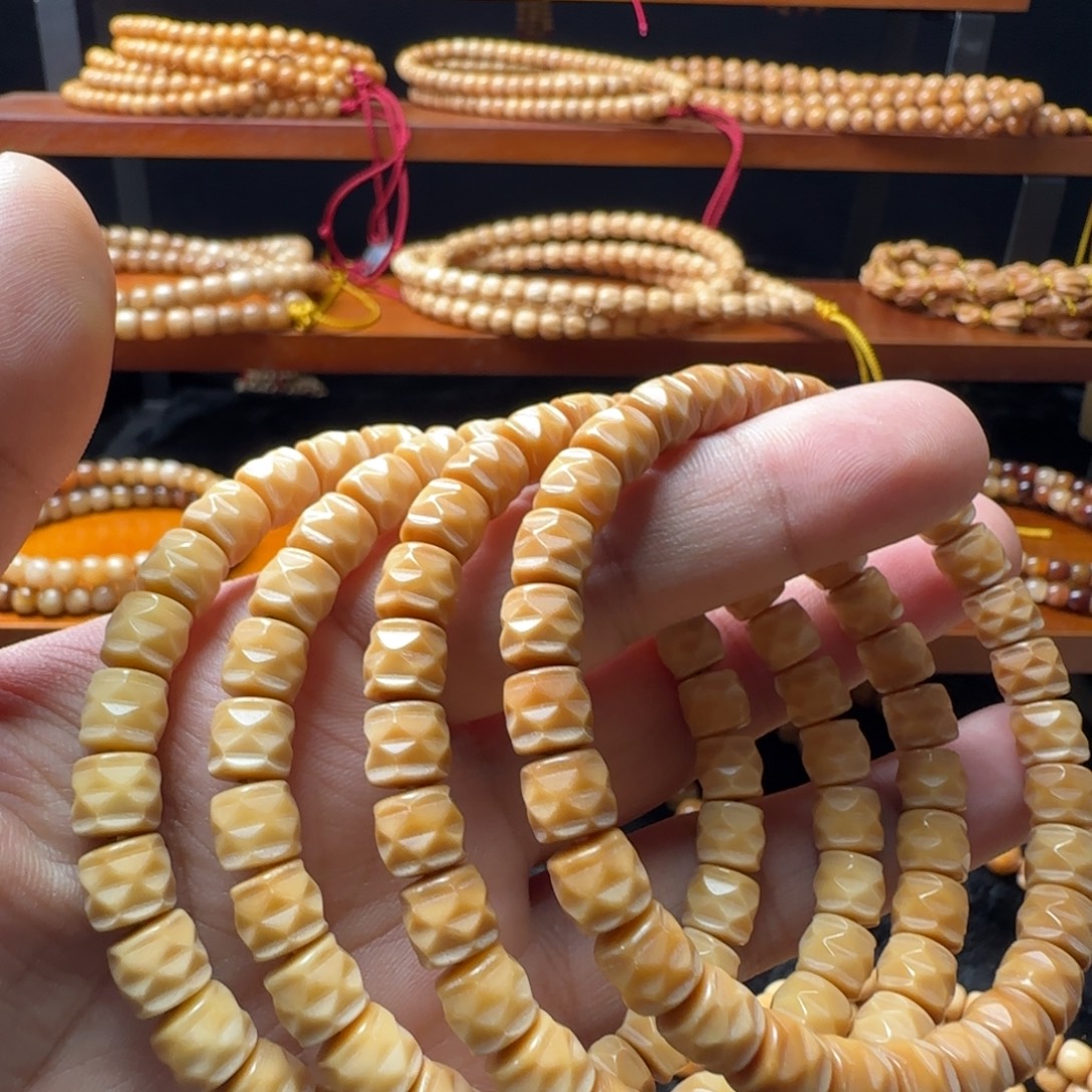 吊坠龙脊菩提道珠雕刻卡8