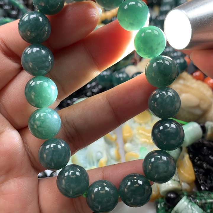 翡翠颈饰未镶嵌保真天然A货翡翠