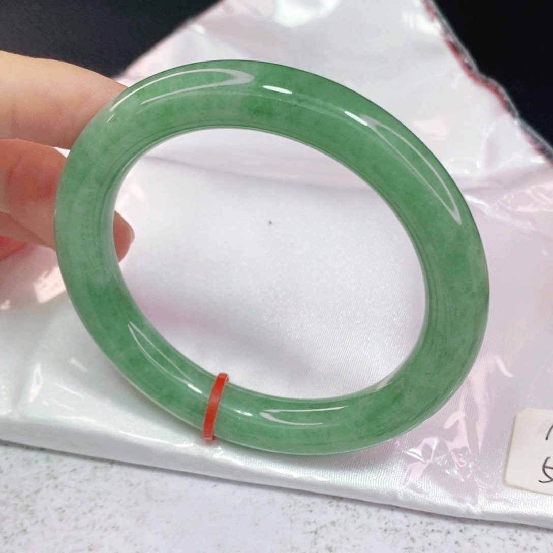 未镶嵌手镯翡翠55.3圆镯