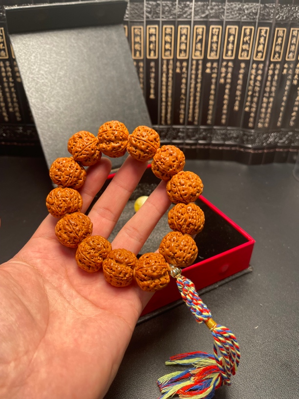 新品大金刚菩提手串（13号）