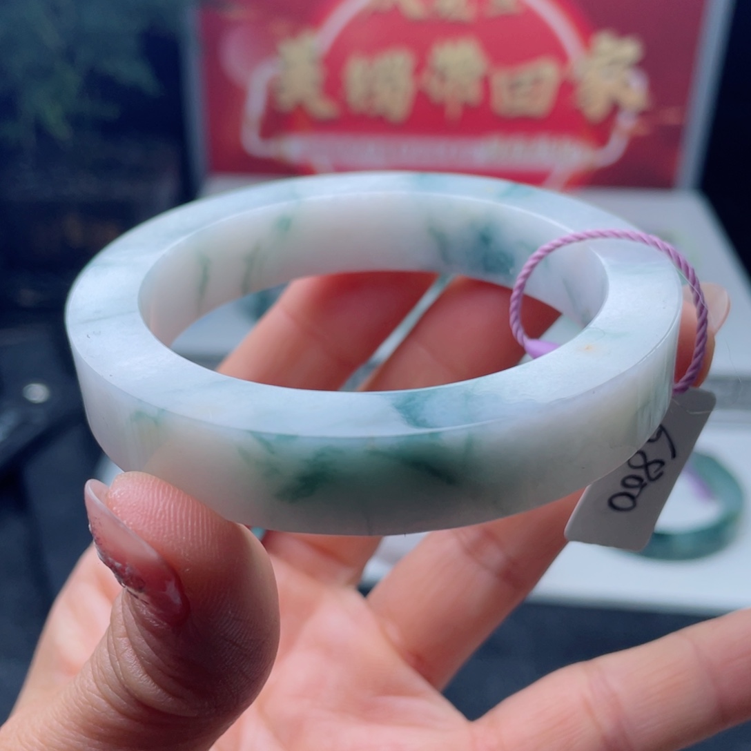 定制翡翠未镶嵌正圈手镯