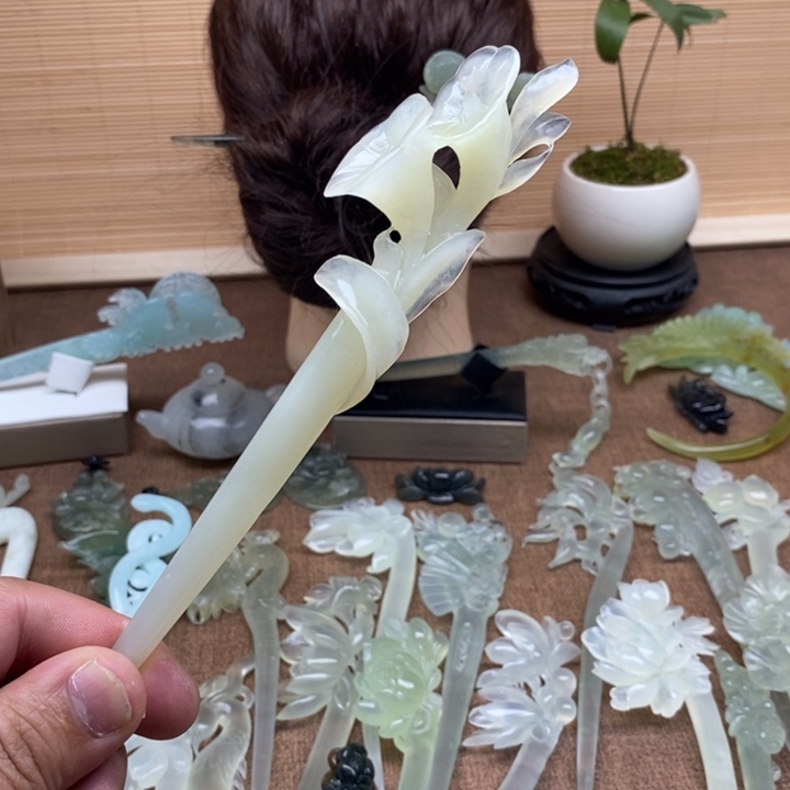 蛇纹石玉未镶嵌发簪