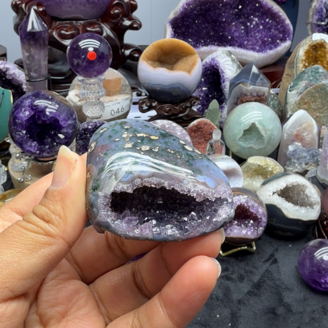 未镶嵌水晶摆件开播福利