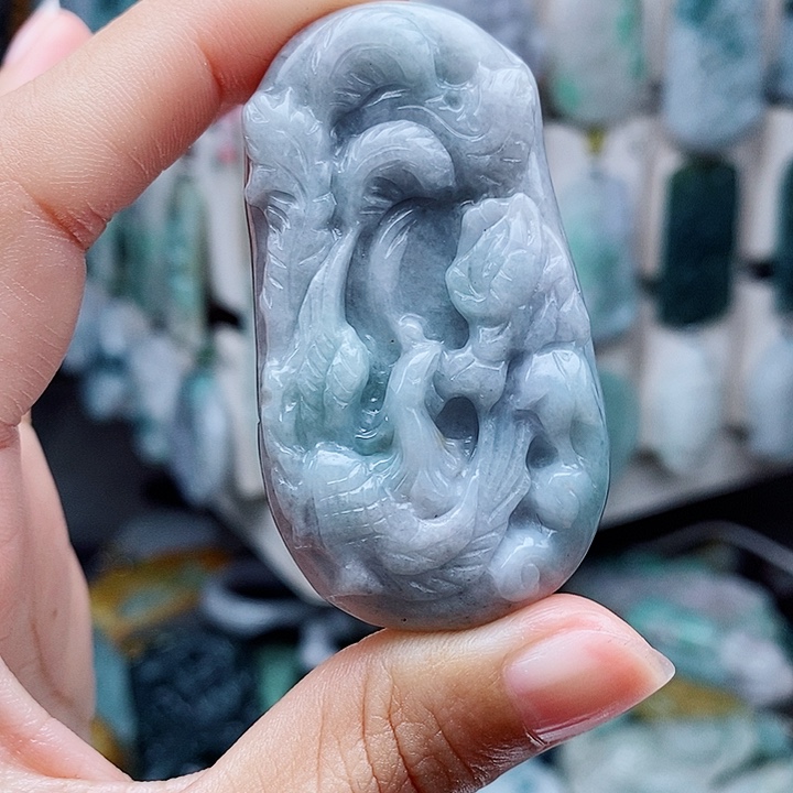 翡翠未镶嵌颈饰翡翠