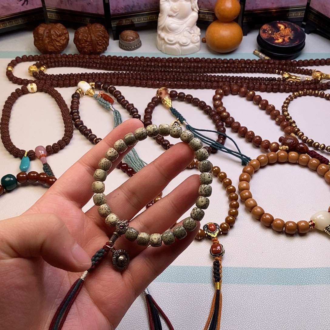 星月菩提吊坠。。。。。。。。。。。