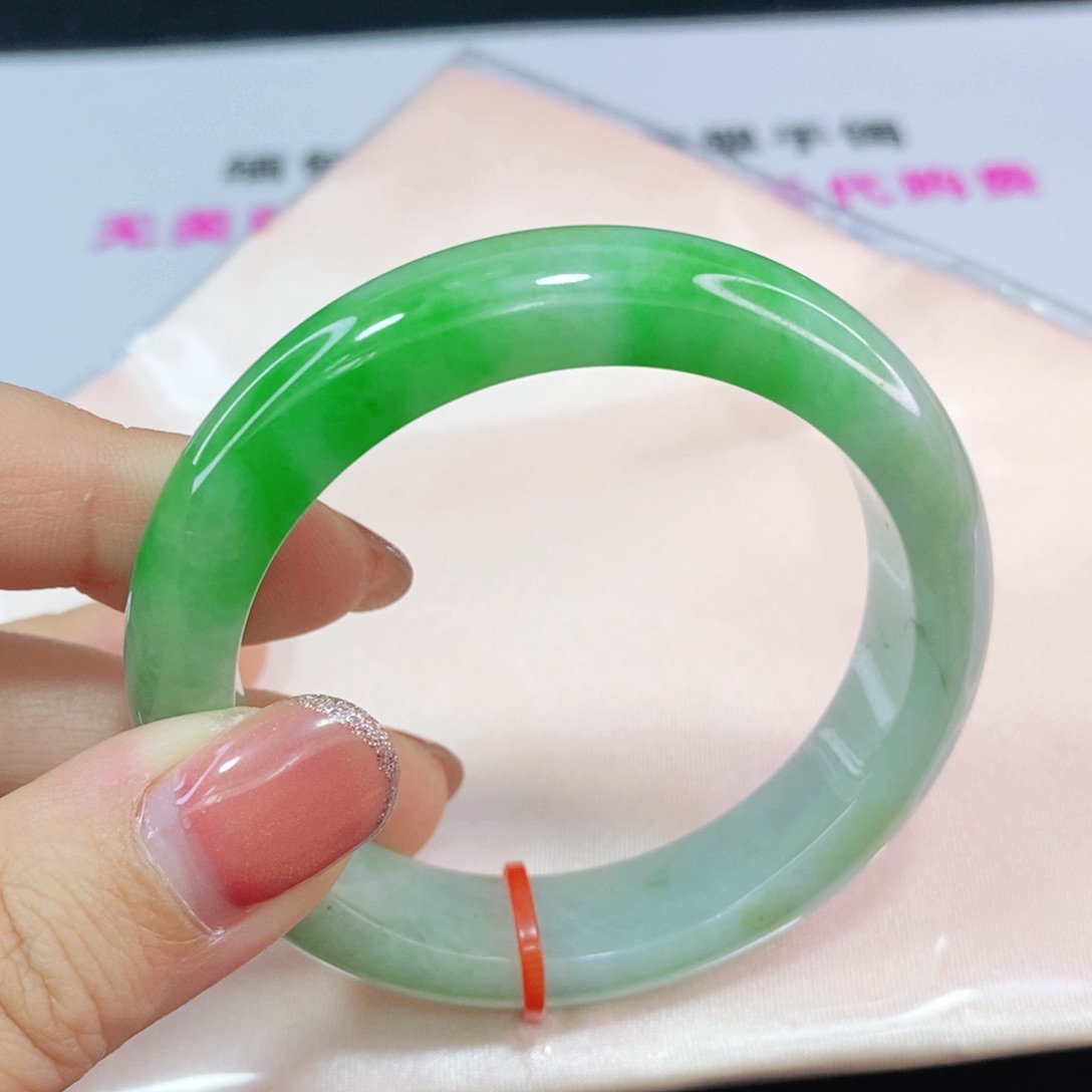 未镶嵌手镯翡翠52.6圈