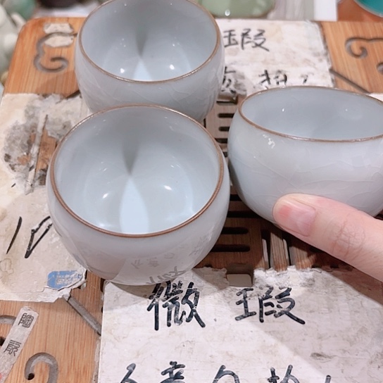 微瑕介意的勿拍，喜欢再下单，谢谢支持