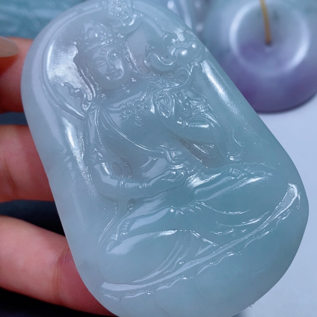 定制翡翠吊坠未镶嵌