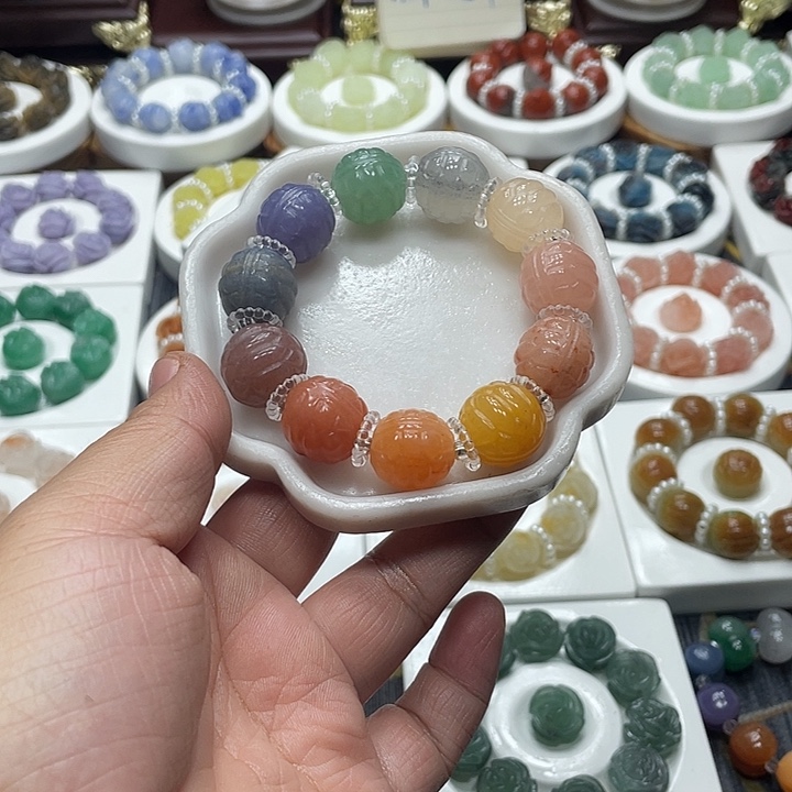 石英质玉（非洲翠）合金手串