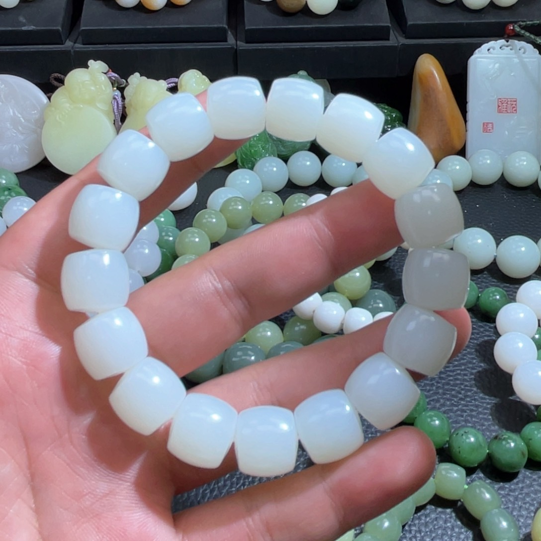 和田玉手串未镶嵌