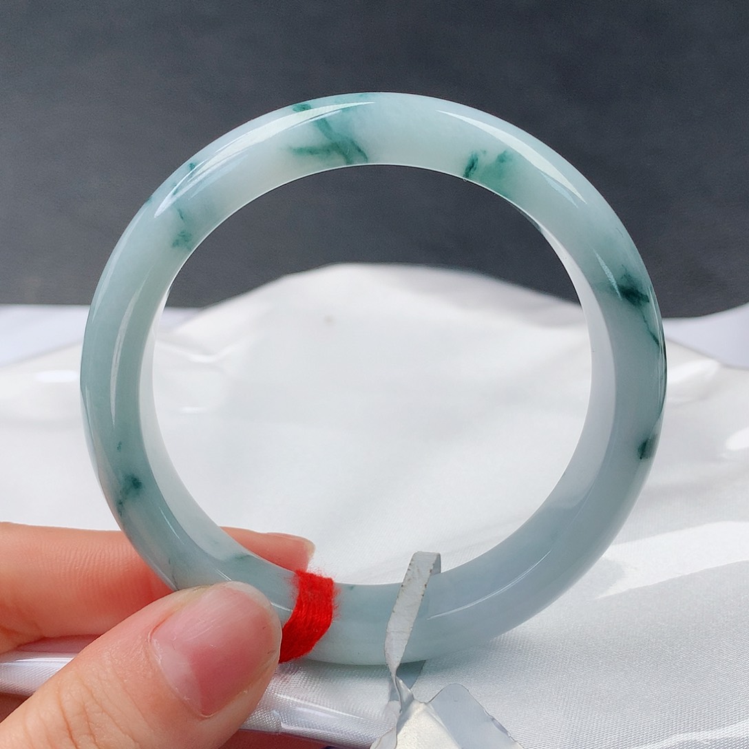 翡翠手镯足铂镶嵌112正56