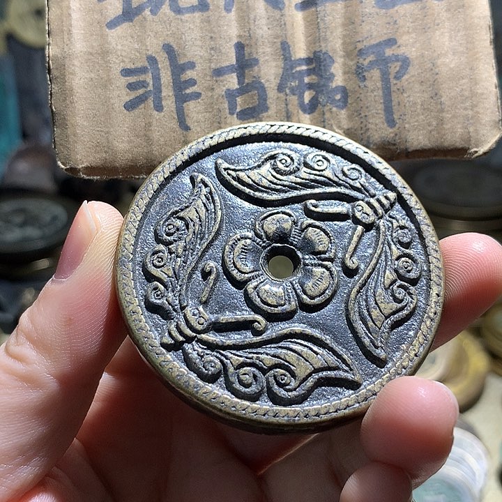 铜现代工工艺品老铜翻砂