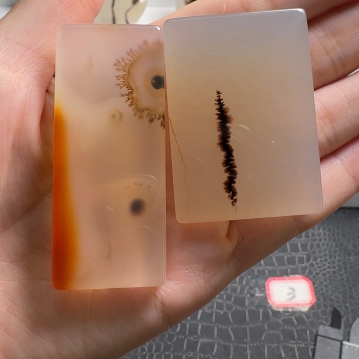 玛瑙/玉髓未镶嵌珠宝奇石