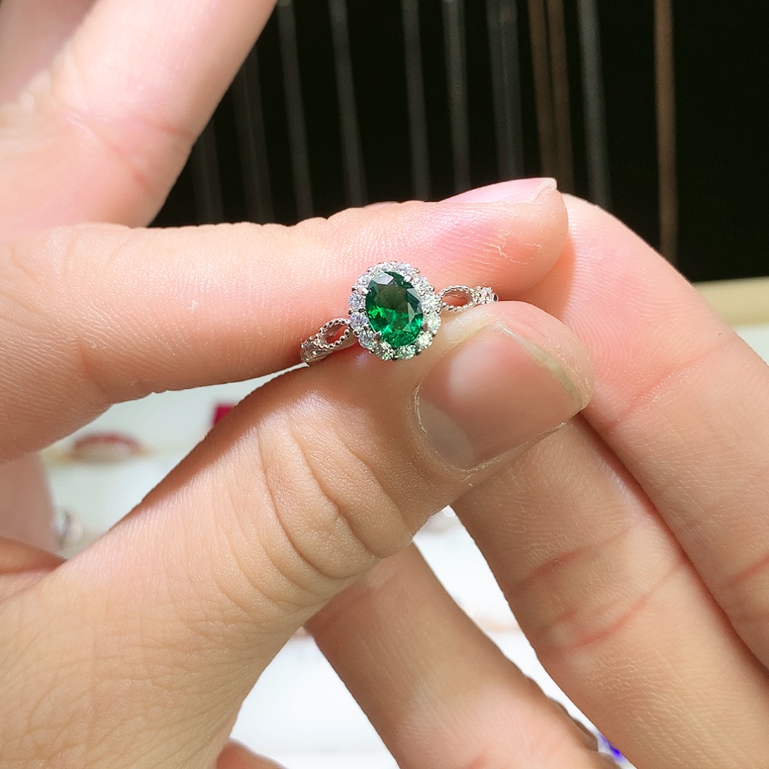 锂辉石戒指银S925镶嵌