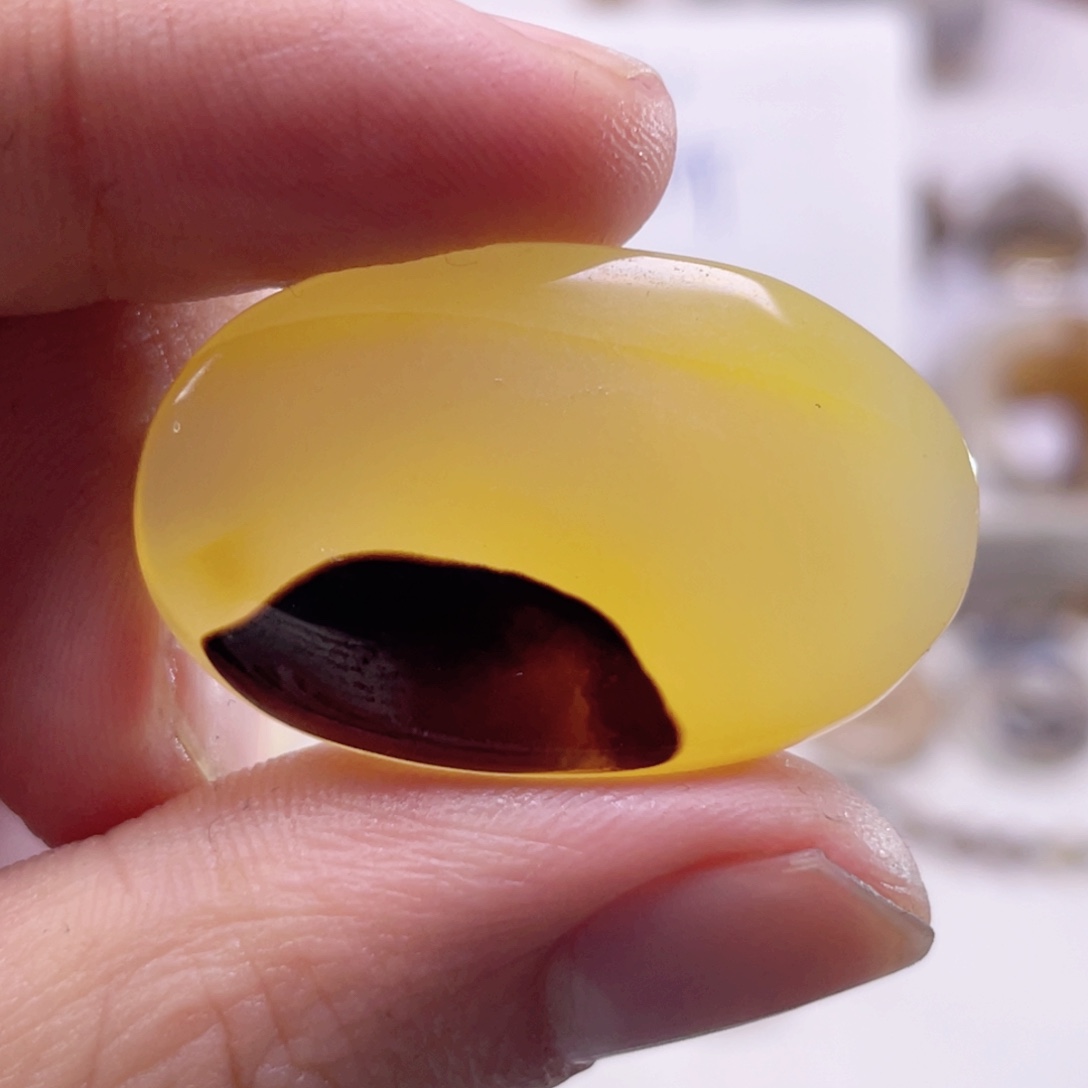 玛瑙/玉髓未镶嵌珠宝奇石