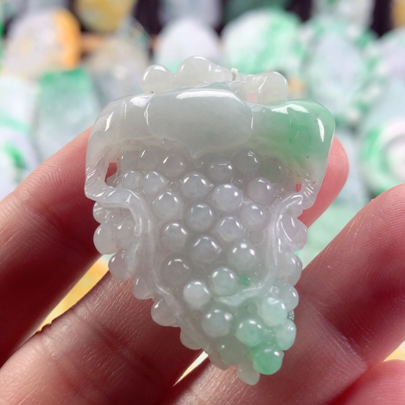 【闪购商品】翡翠吊坠(不含链)未镶嵌